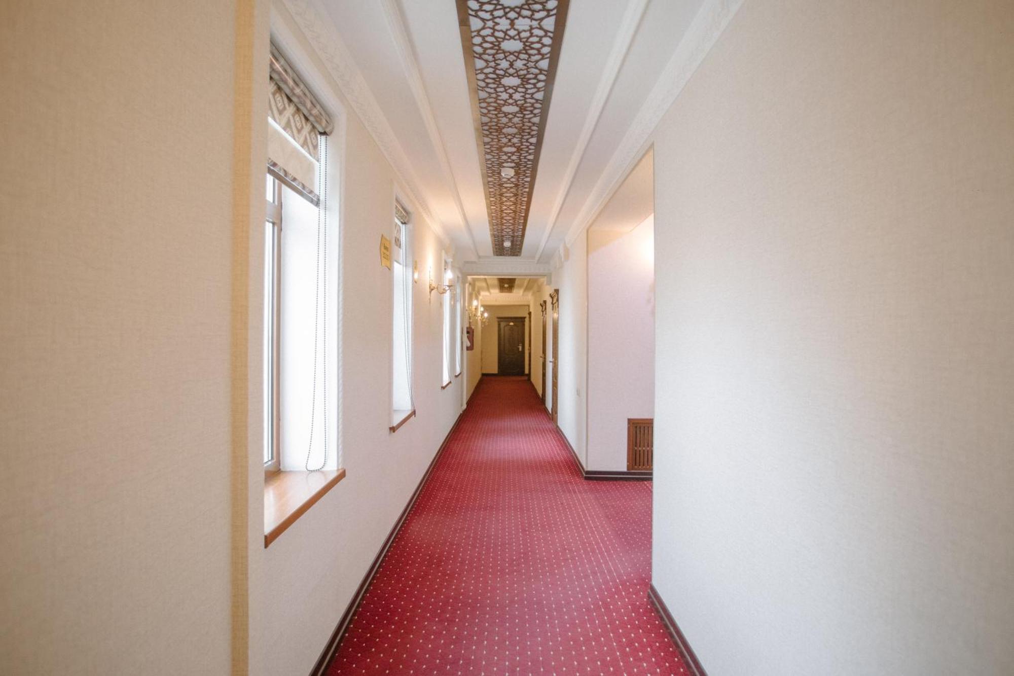 Dendi Plaza Hotel Bukhara Esterno foto
