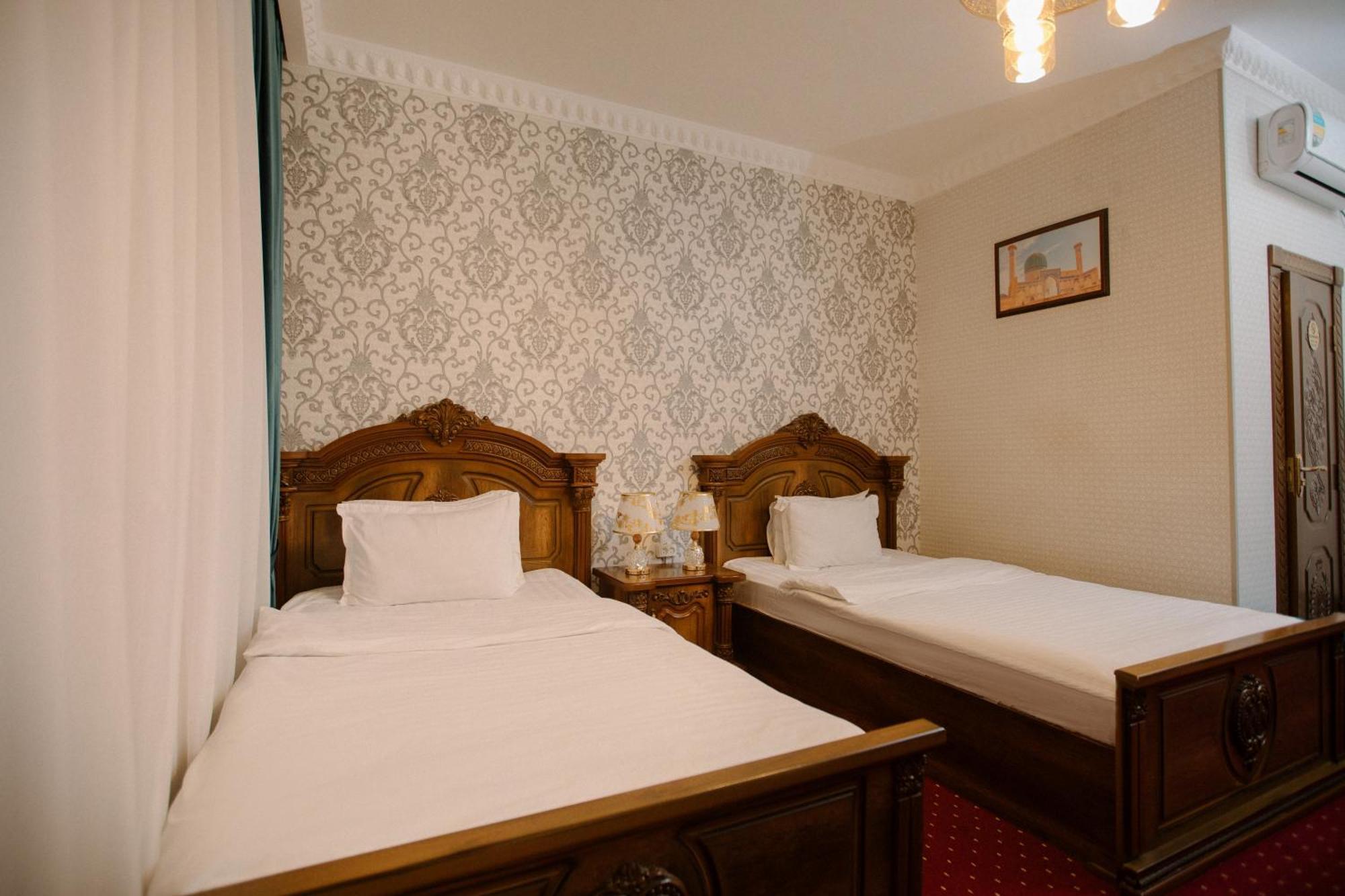 Dendi Plaza Hotel Bukhara Esterno foto