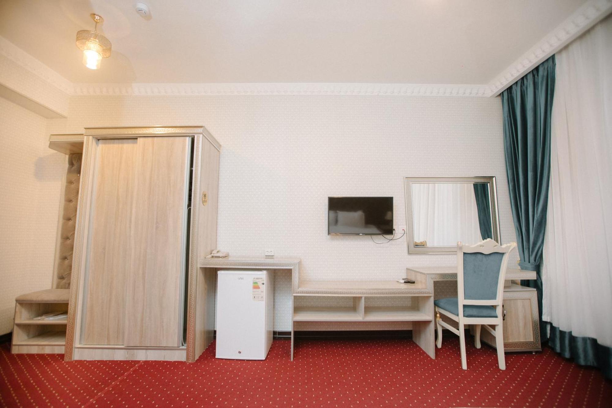 Dendi Plaza Hotel Bukhara Esterno foto